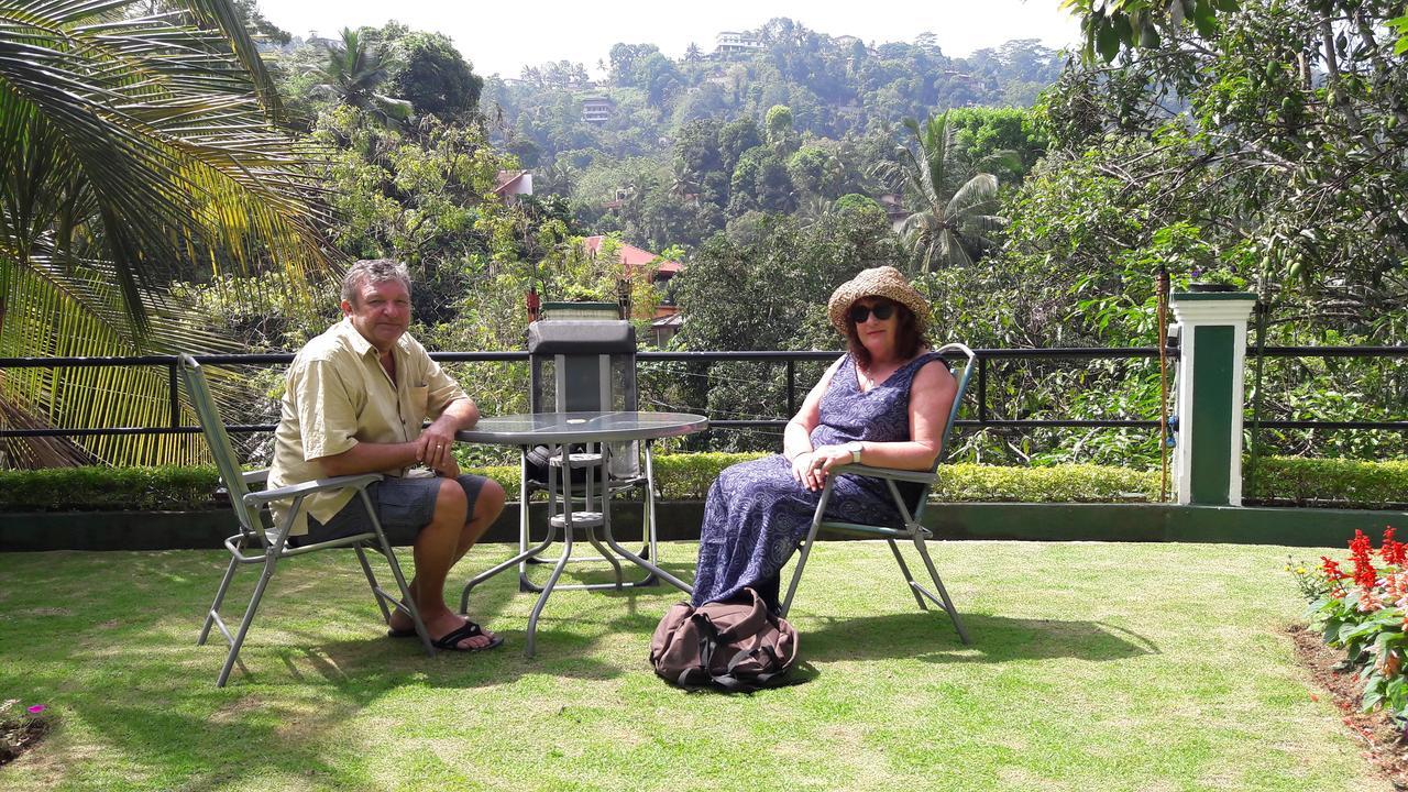 Villa Nuova Kandy Exterior photo