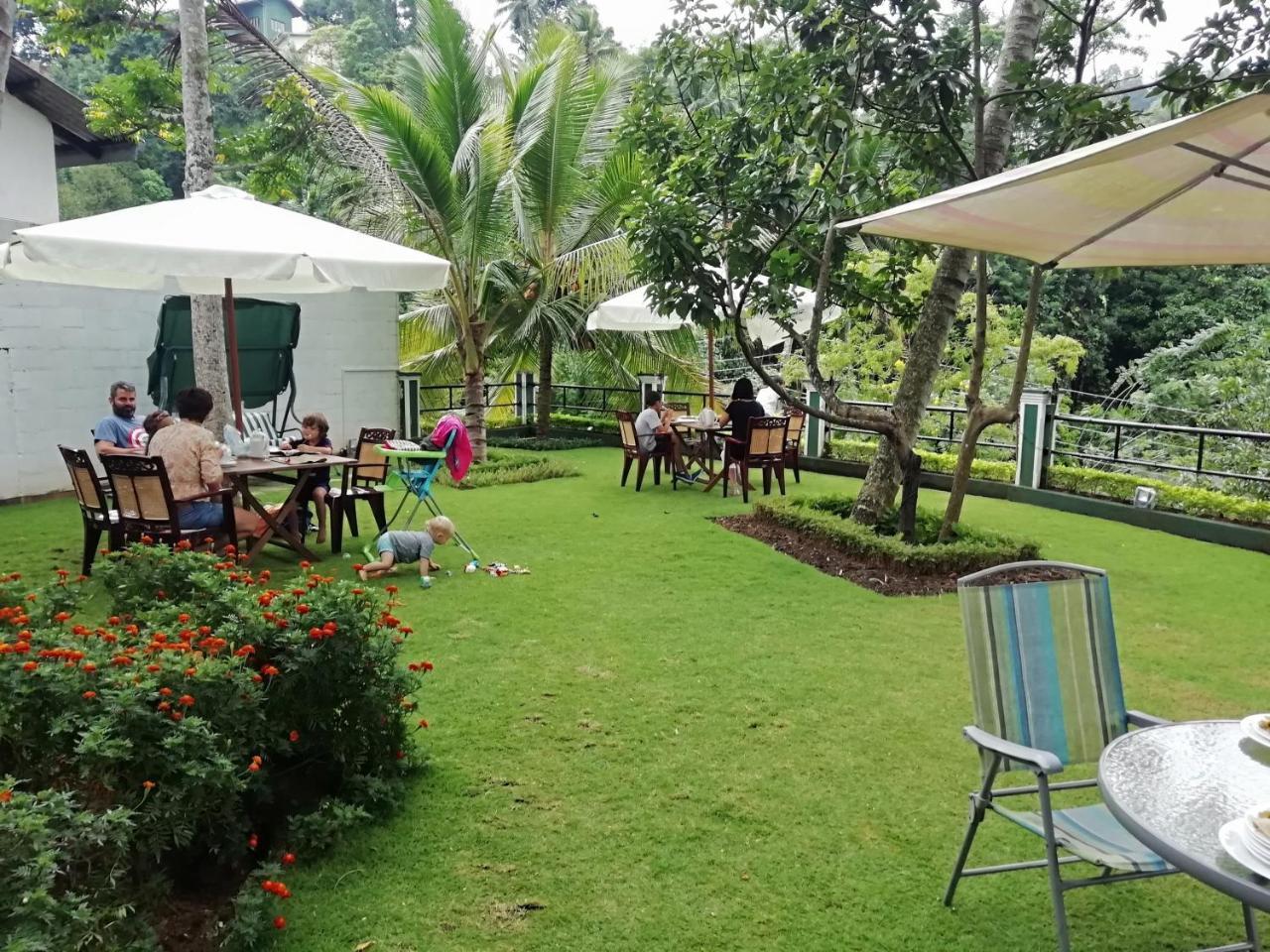 Villa Nuova Kandy Exterior photo